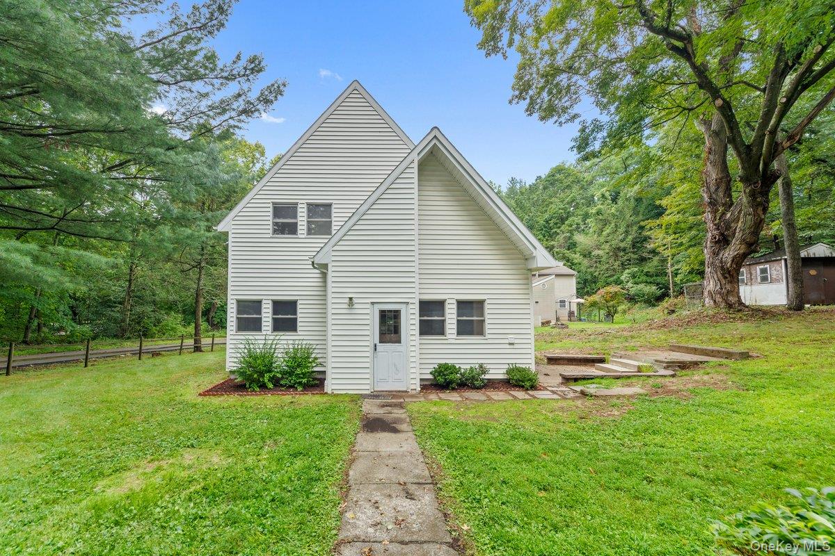 Welcome to 24 Skylark Drive! This hidden gem consists of two bedrooms,...