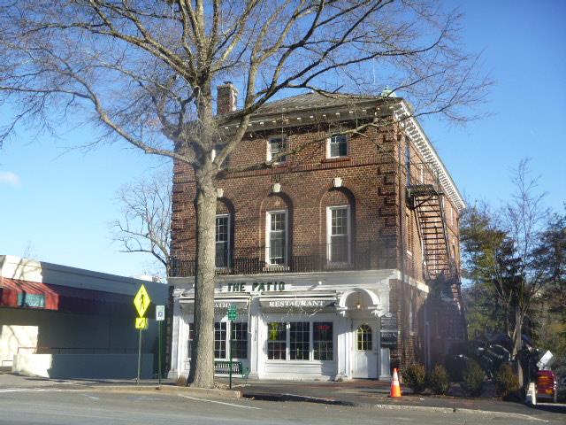 Beautifully renovated 2nd floor office in a historic building in Briar...