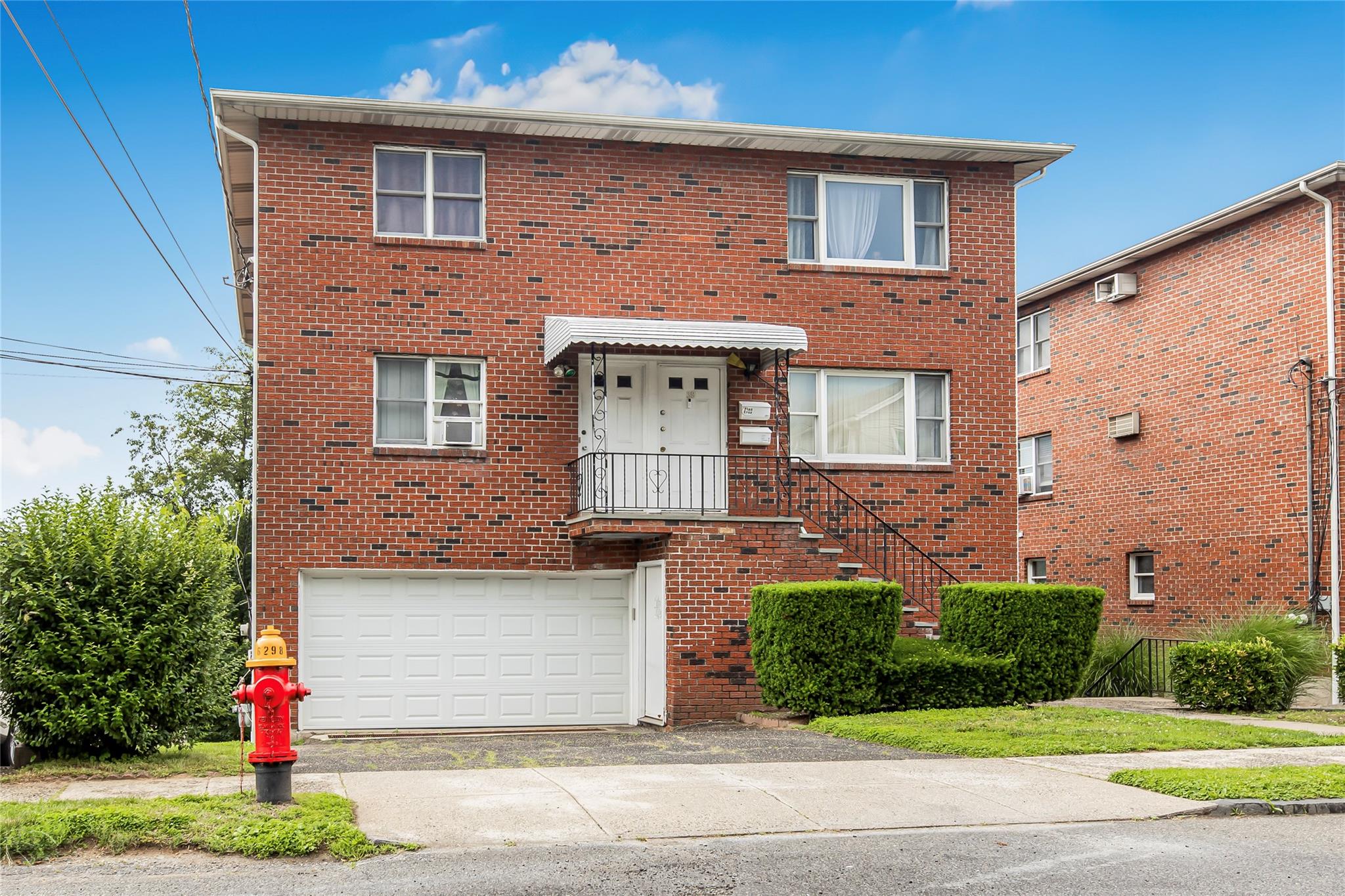 This is it, PRIME Yonkers Real Estate! In a time where Inventory is in...