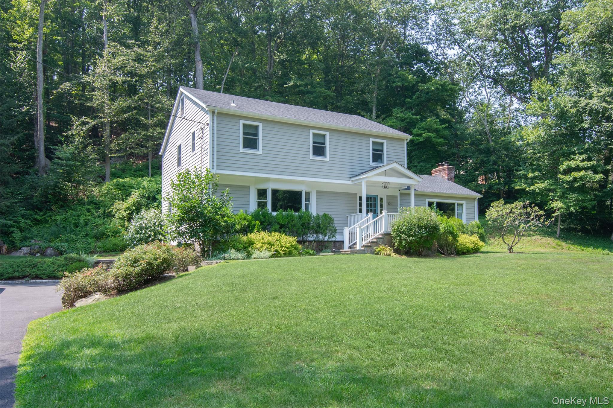 Welcome home to 101 Appleby Drive! Completely renovated in 2019, this...