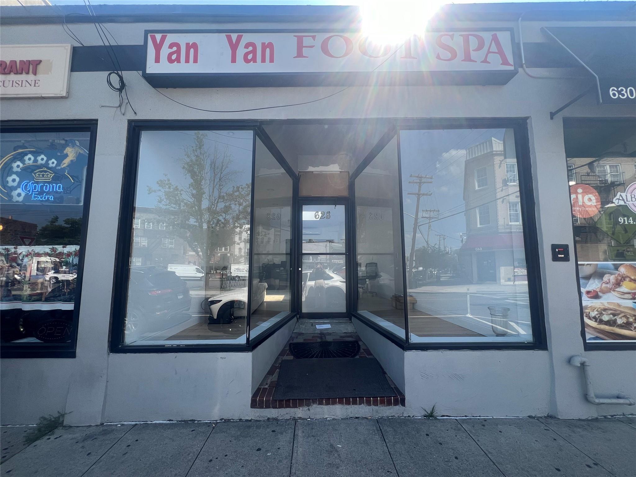 Prime commercial retail space available in the heart of Mamaroneck, ju...