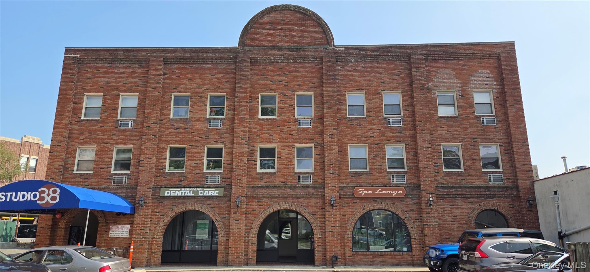 Amazing Location to be utilized for Retail store or Office: ie: Real E...