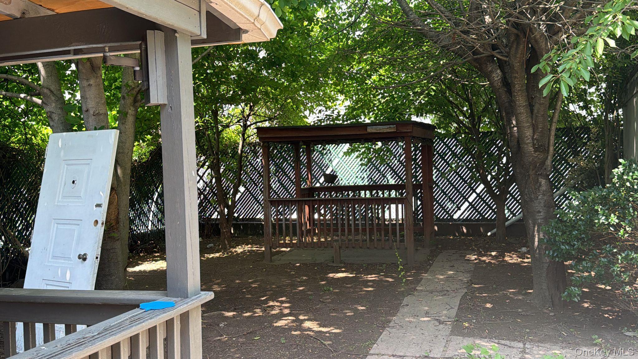Photo 6 of this property