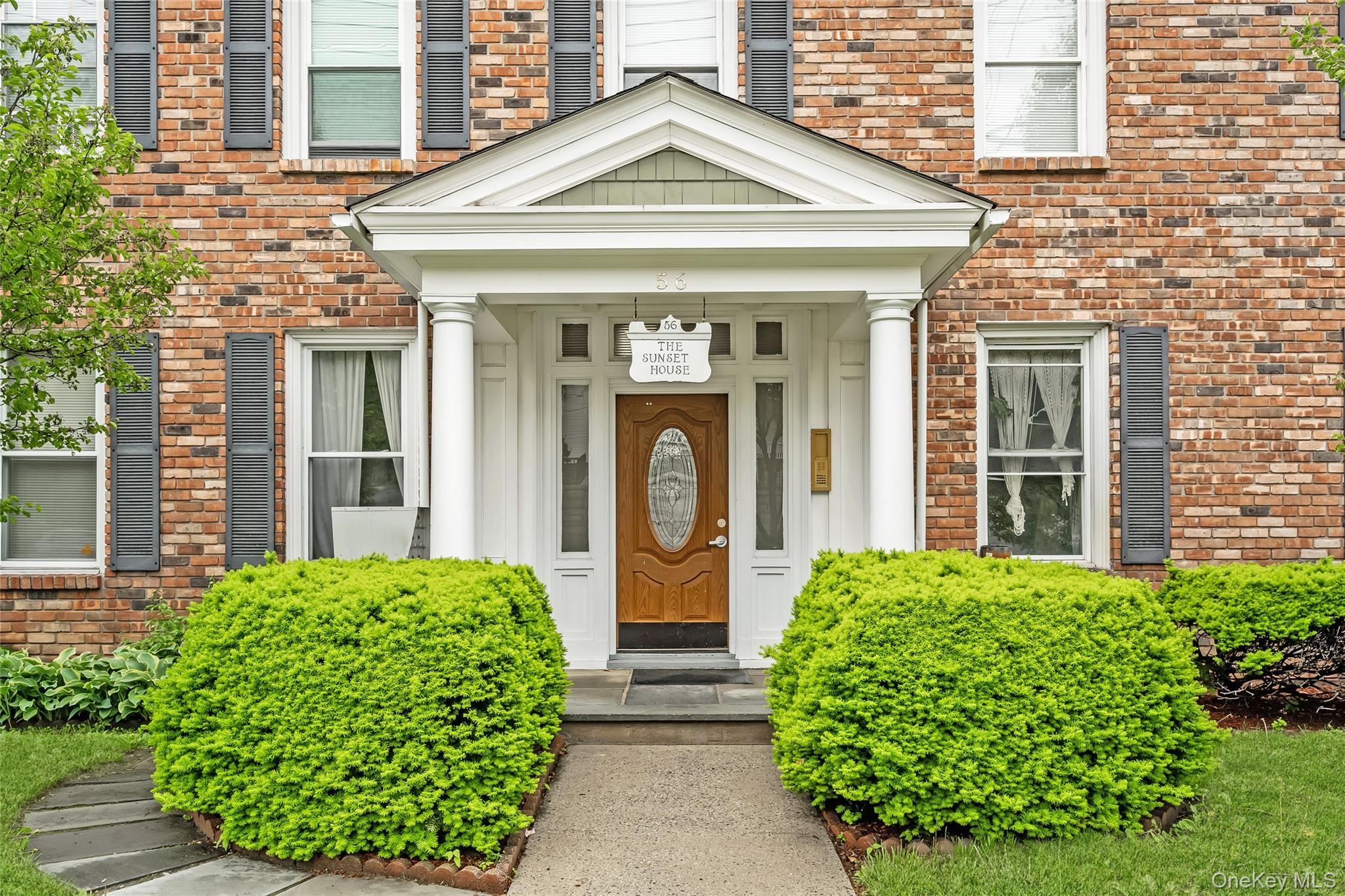 Discover your new haven in this fully renovated DUPLEX  2-bedroom apar...