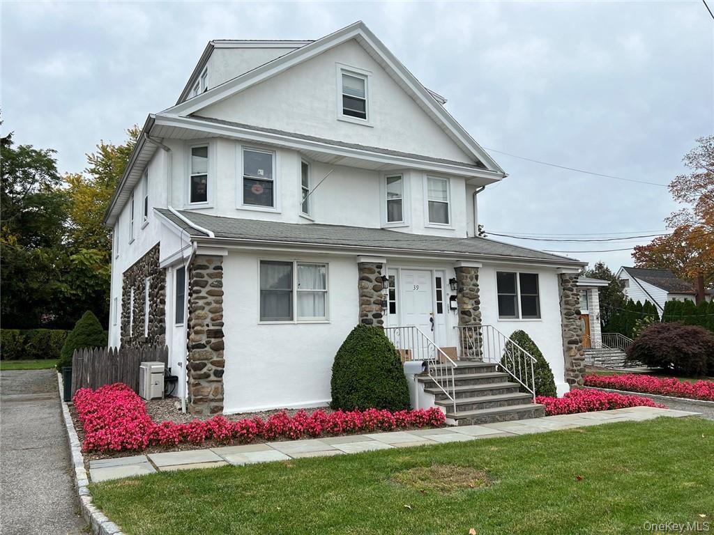 Located in the Scarsdale PO with access to Eastchester schools, this s...