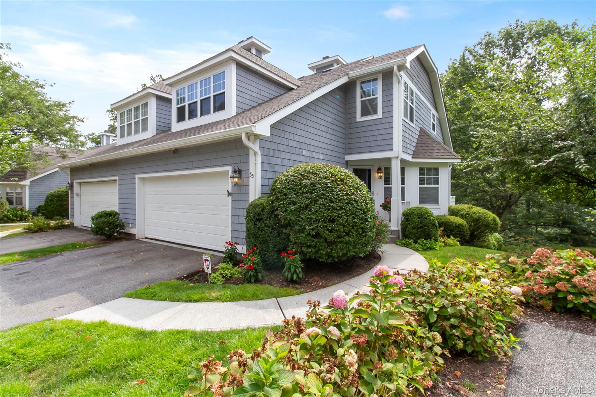 Welcome to Mystic Pointe! This beautifully updated 2-bedroom, 3.1-bath...