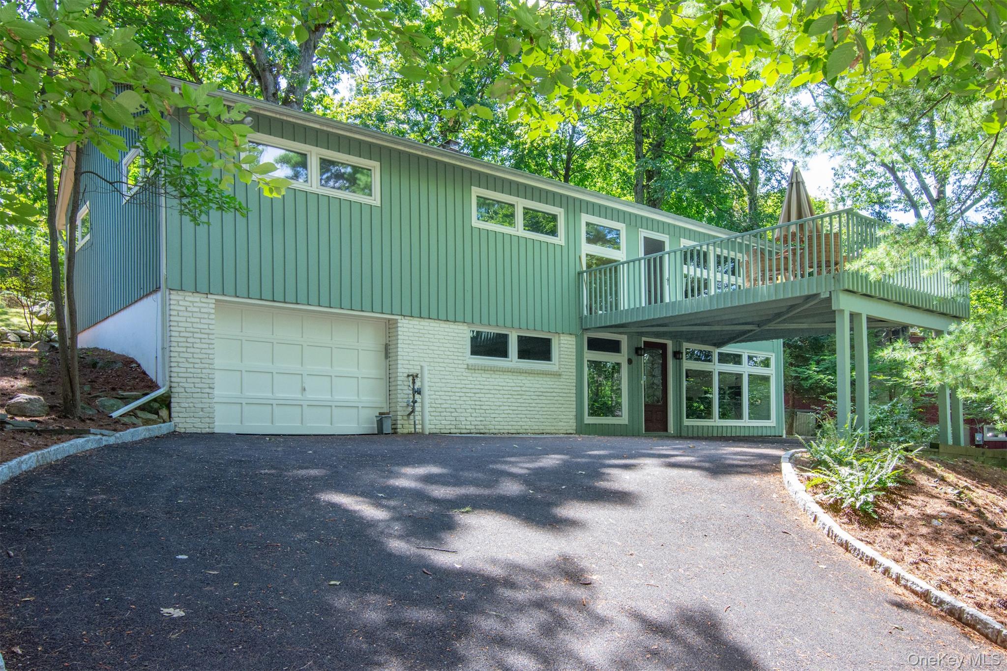 Discover the Mid-Century–inspired treehouse you’ve been waiting for—ne...