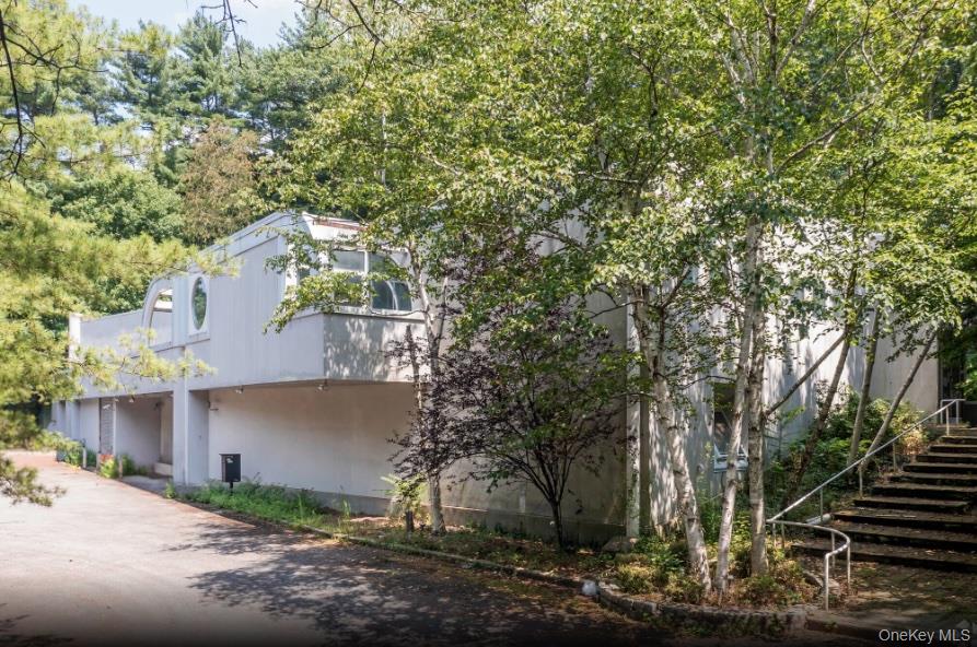 Discover 140 Old Saw Mill River Rd, Hawthorne, NY 10532, a 15,788-squa...