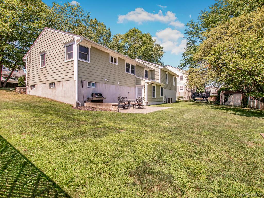 No work needed here! 3 Bedroom ranch style house in Bronxville Heights...