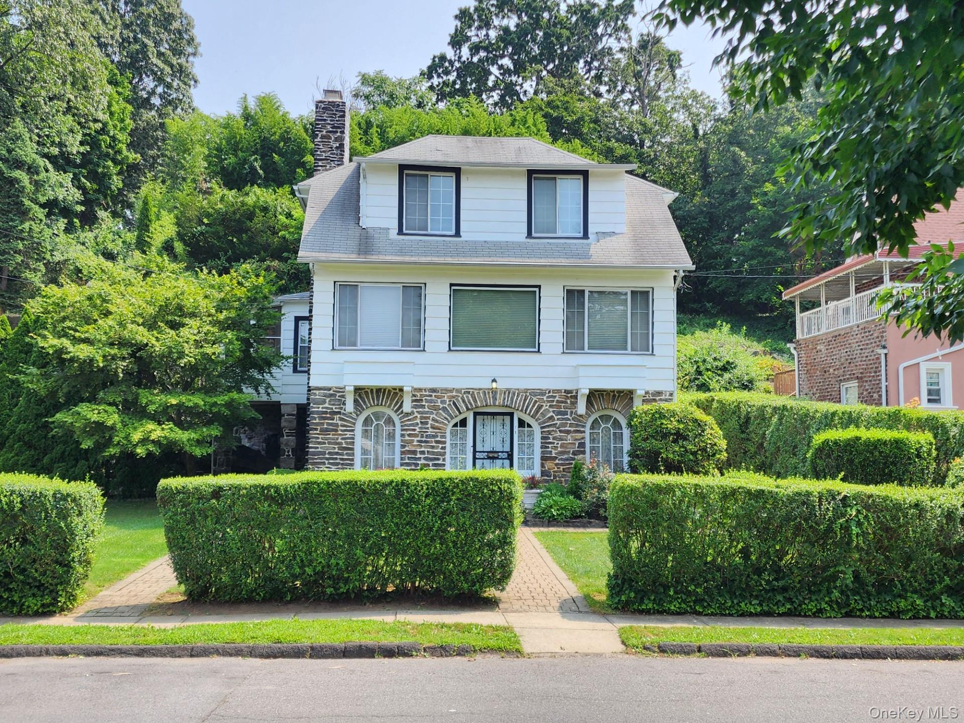 *********************This Expansive One Of A Kind Dutch Colonial Prope...