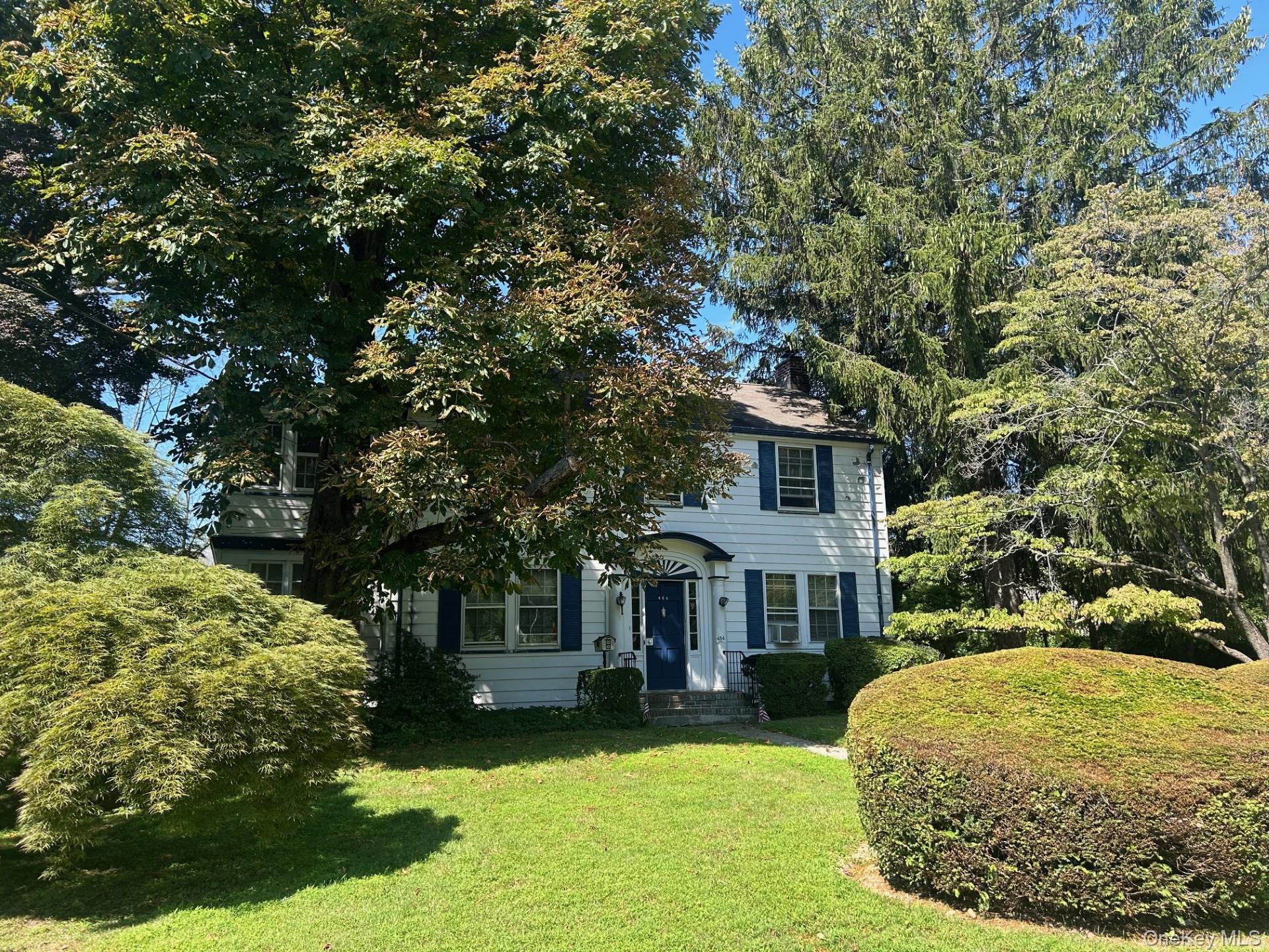 LOCATION AND PROPERTY!  1/2 mile DISTANCE TO THE METRO NORTH TRAIN STA...