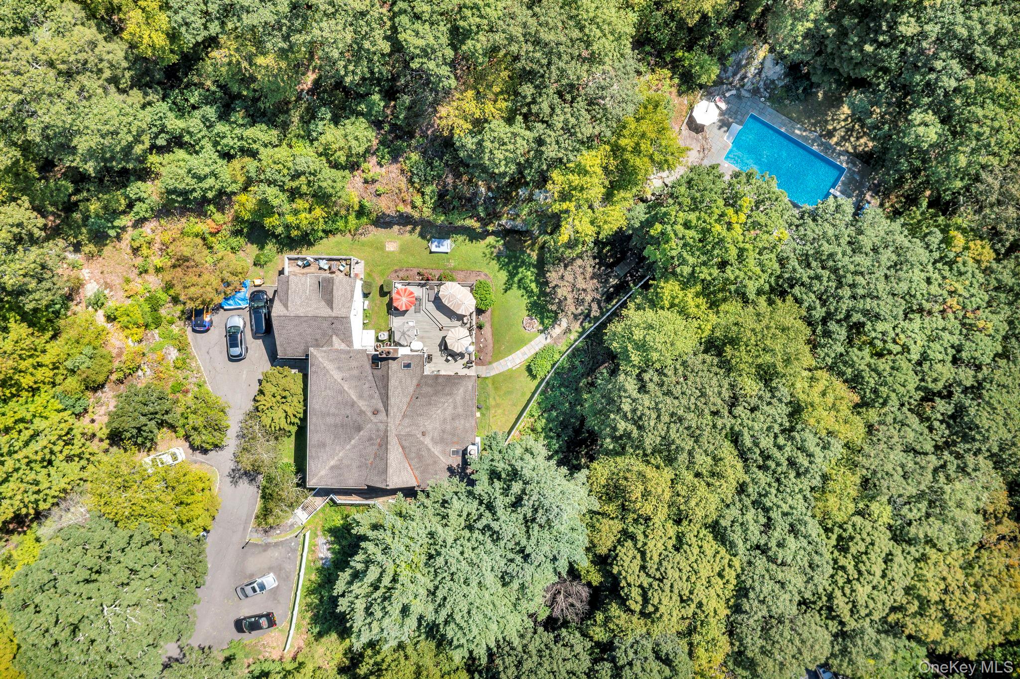 OPEN HOUSE Sunday 10/5!!     Bring your imagination and your contracto...
