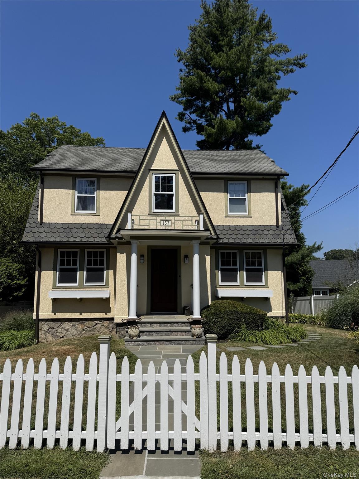 Property Description: Beautifully renovated 4BR/3.5 BA Tudor style ren...