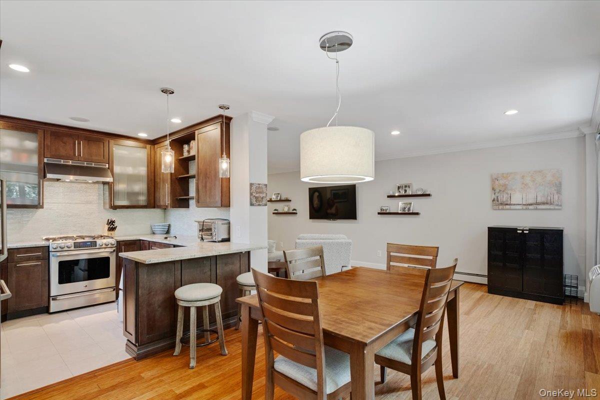 Spacious and modern, this large 2-bedroom, 2-bathroom cooperative apar...