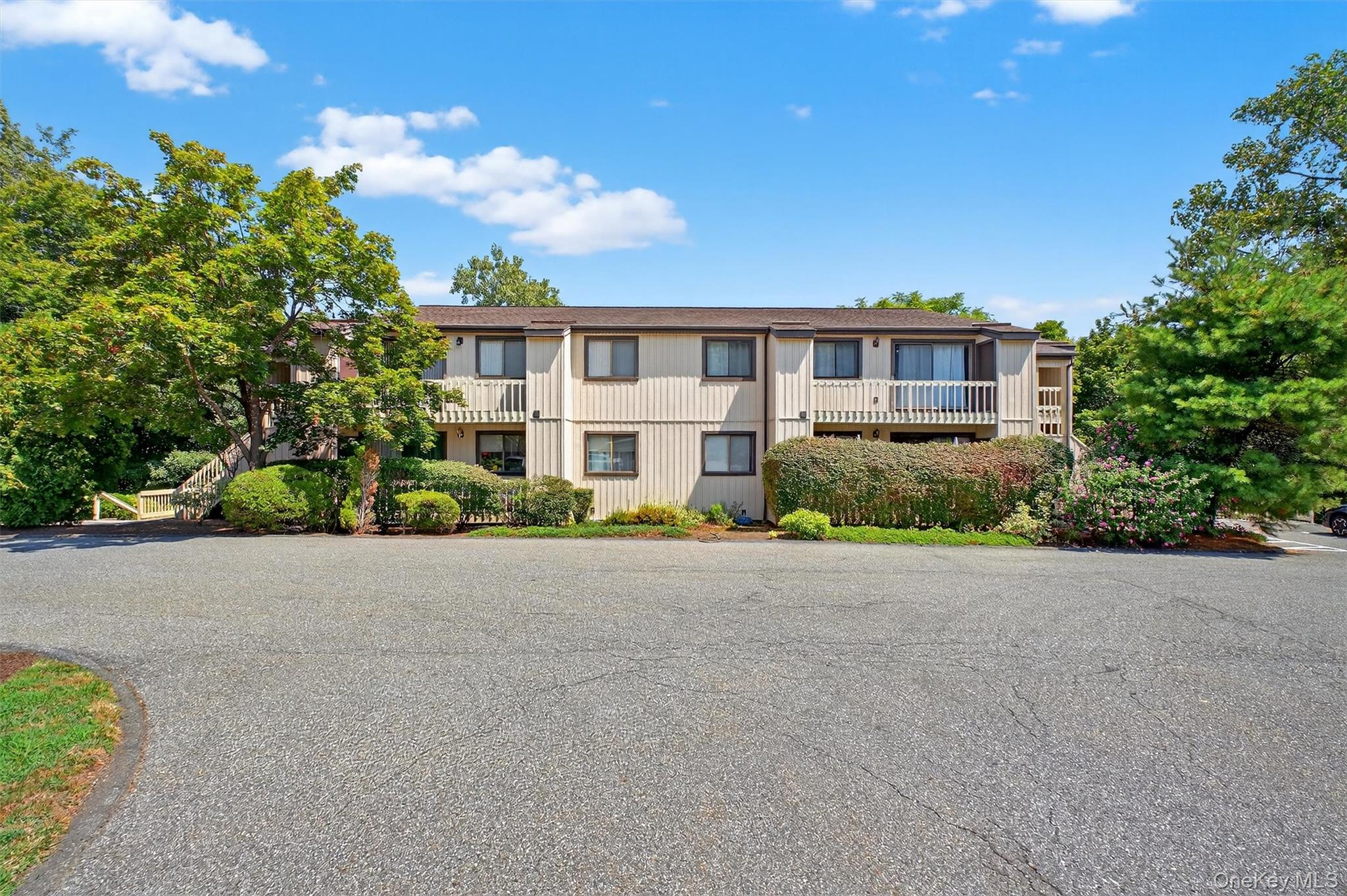 Updated and spacious 2-bedroom condo just steps from the heart of York...