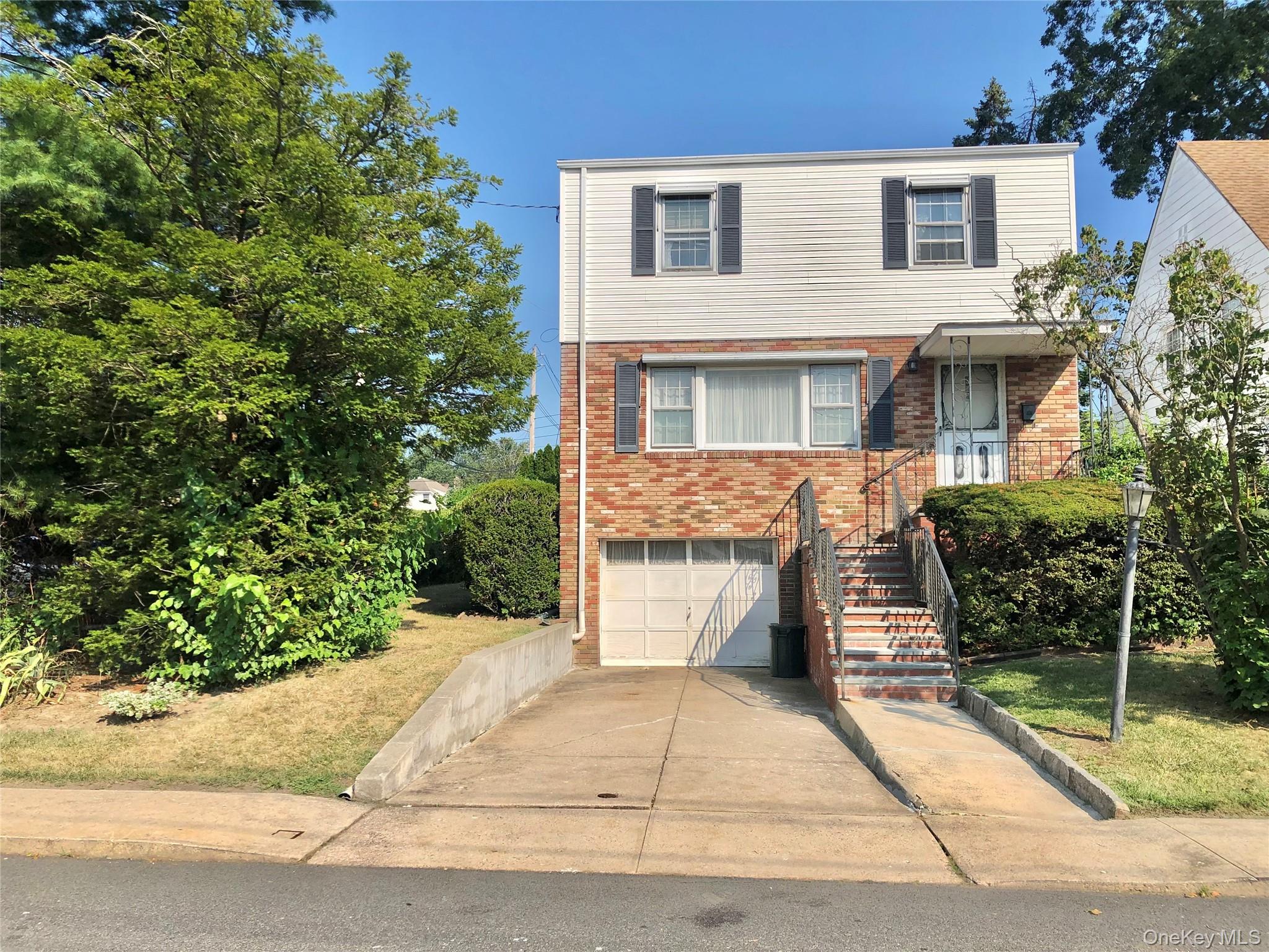 Great curb appeal colonial. Corner property.  Close to Central Avenue....