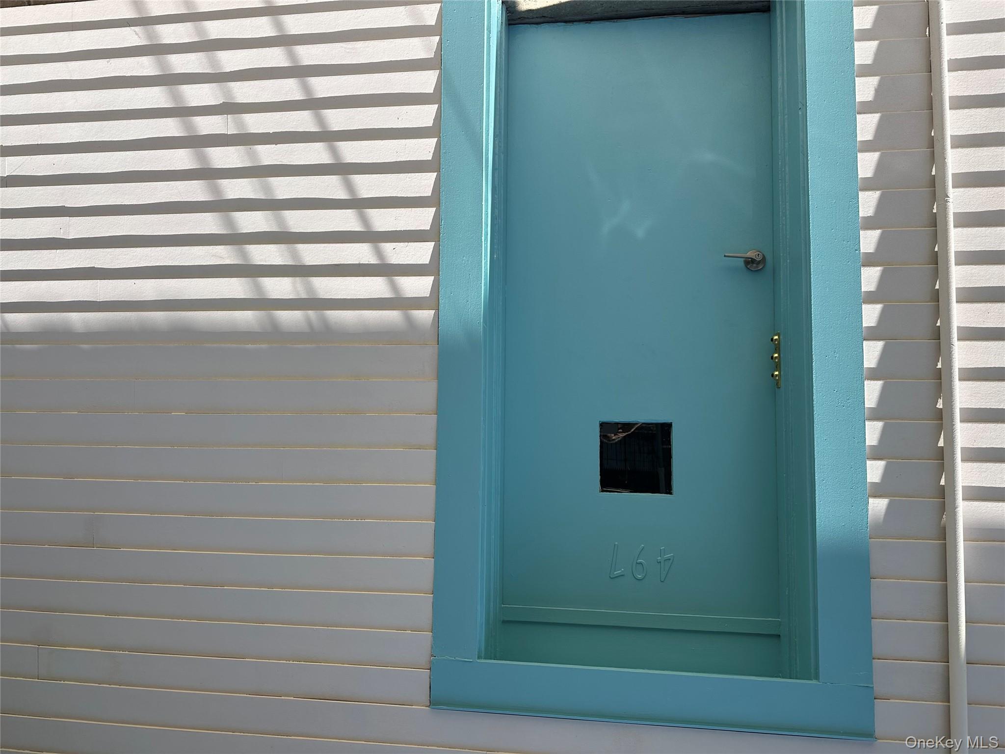 Light-filled, top-floor unit one block from the center of Hastings and...
