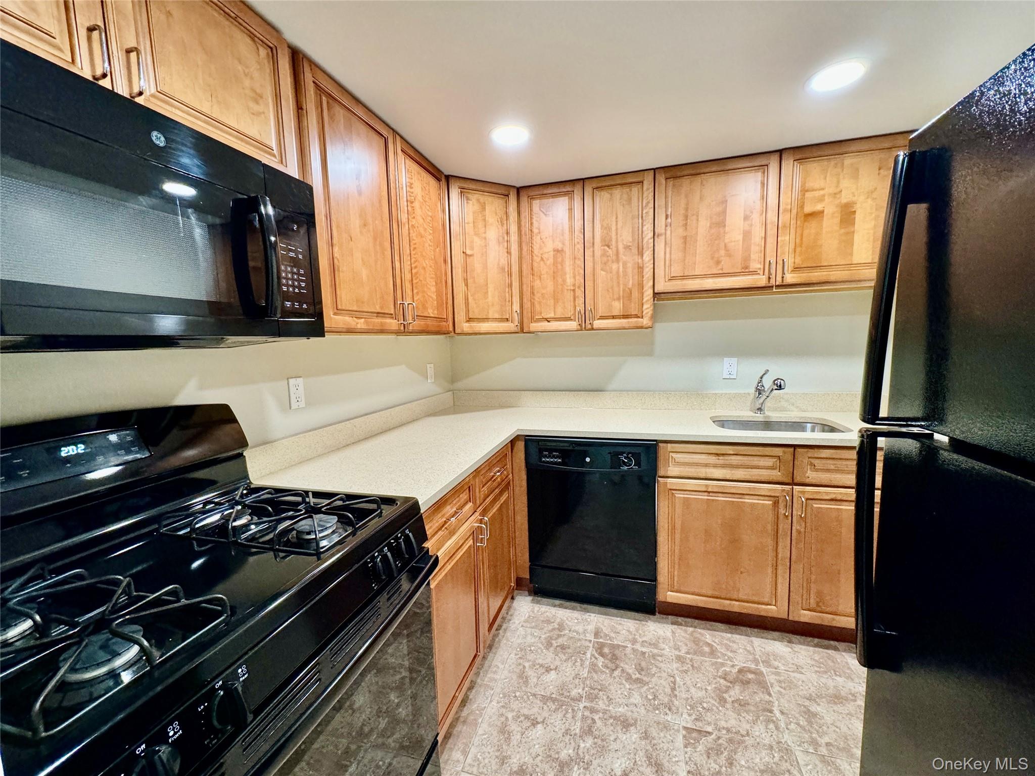 Spacious one bed/one bath apartment with private terrace, centrally lo...