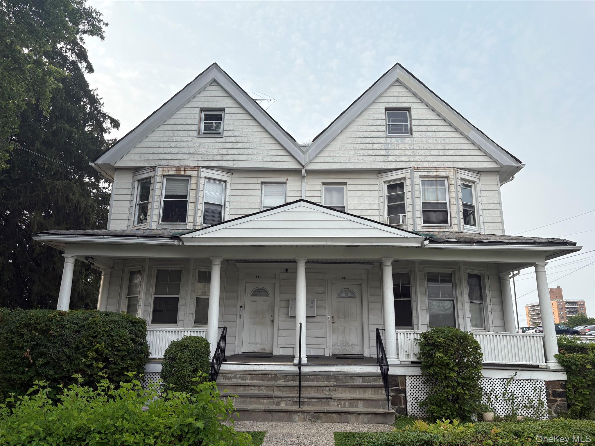 83-85 Washington Ave llc is proud to offer this unit in close proximit...