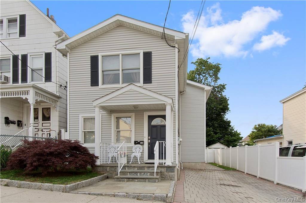 Beautifully maintained 3-bedroom, 2-bath home in Sunset Hill, just 20...