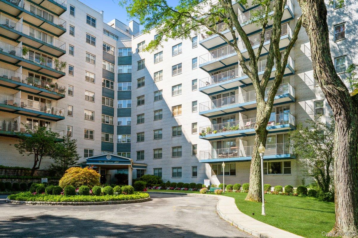 A great opportunity awaits you at The Wedgwood, the most desired luxur...
