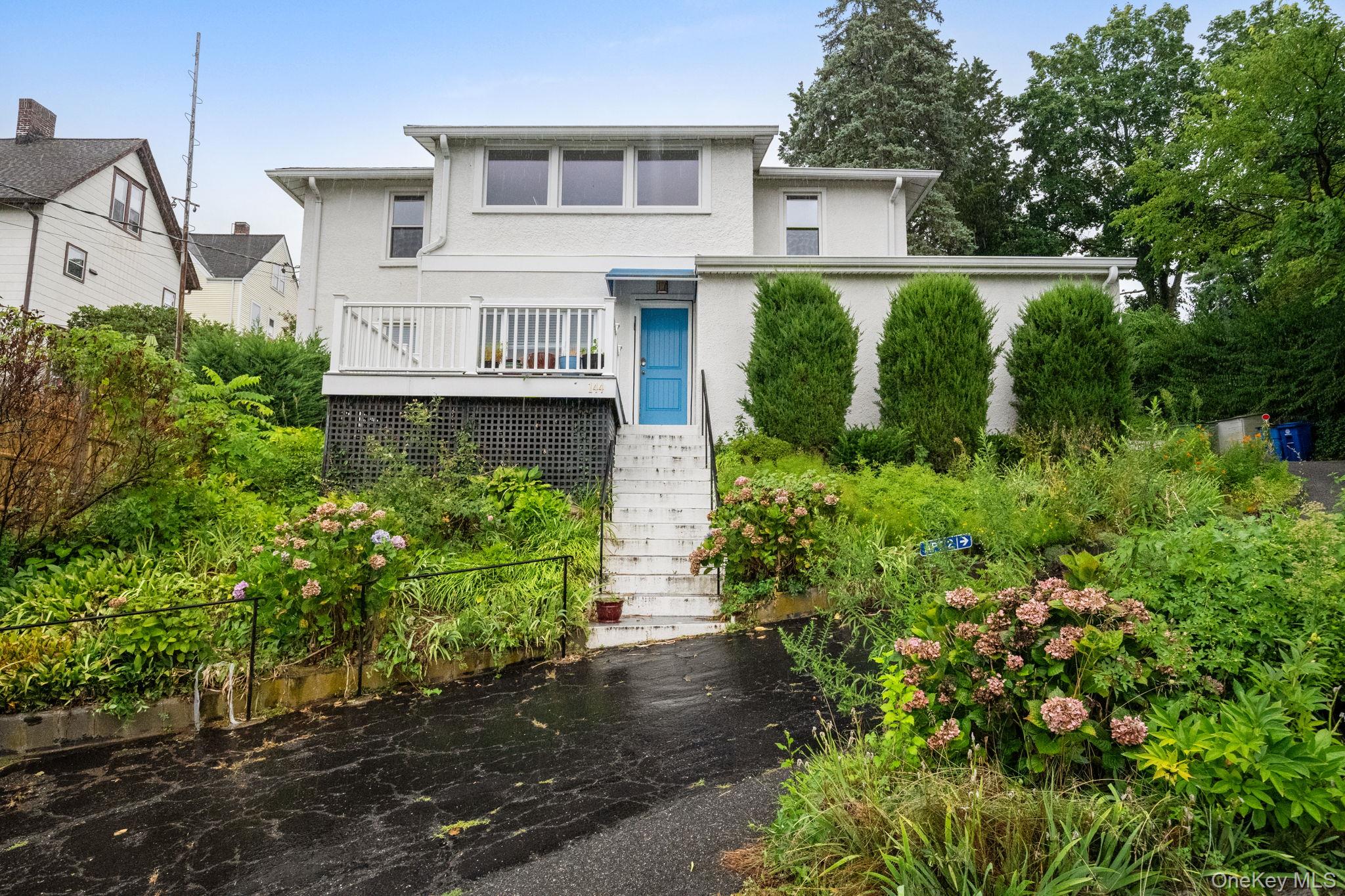 Fabulous Tarrytown rental!  This one bedroom with a brand new bathroom...