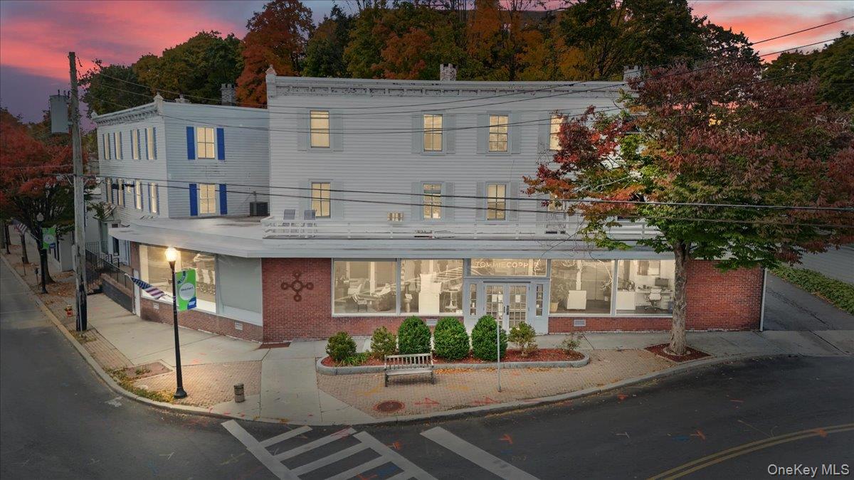 PORTFOLIO FOR SALE and TOMMY COPPER SPACE FOR LEASE - Investment Portf...