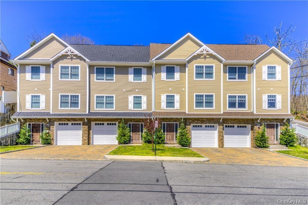 Coming Soon! NO Broker’s Fee! 3-Bedroom Home in Ardsley School distric...