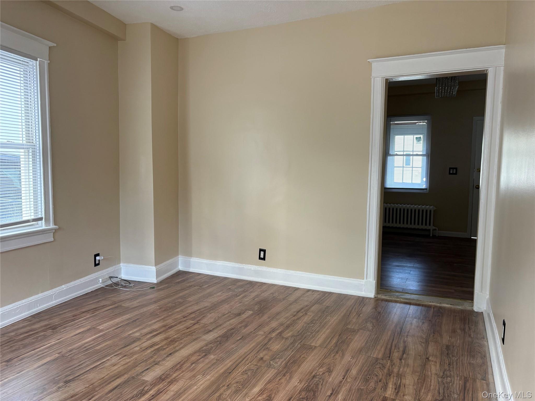 Conveniently located 3 bedroom 1.5 bath duplex. New kitchen, top of th...