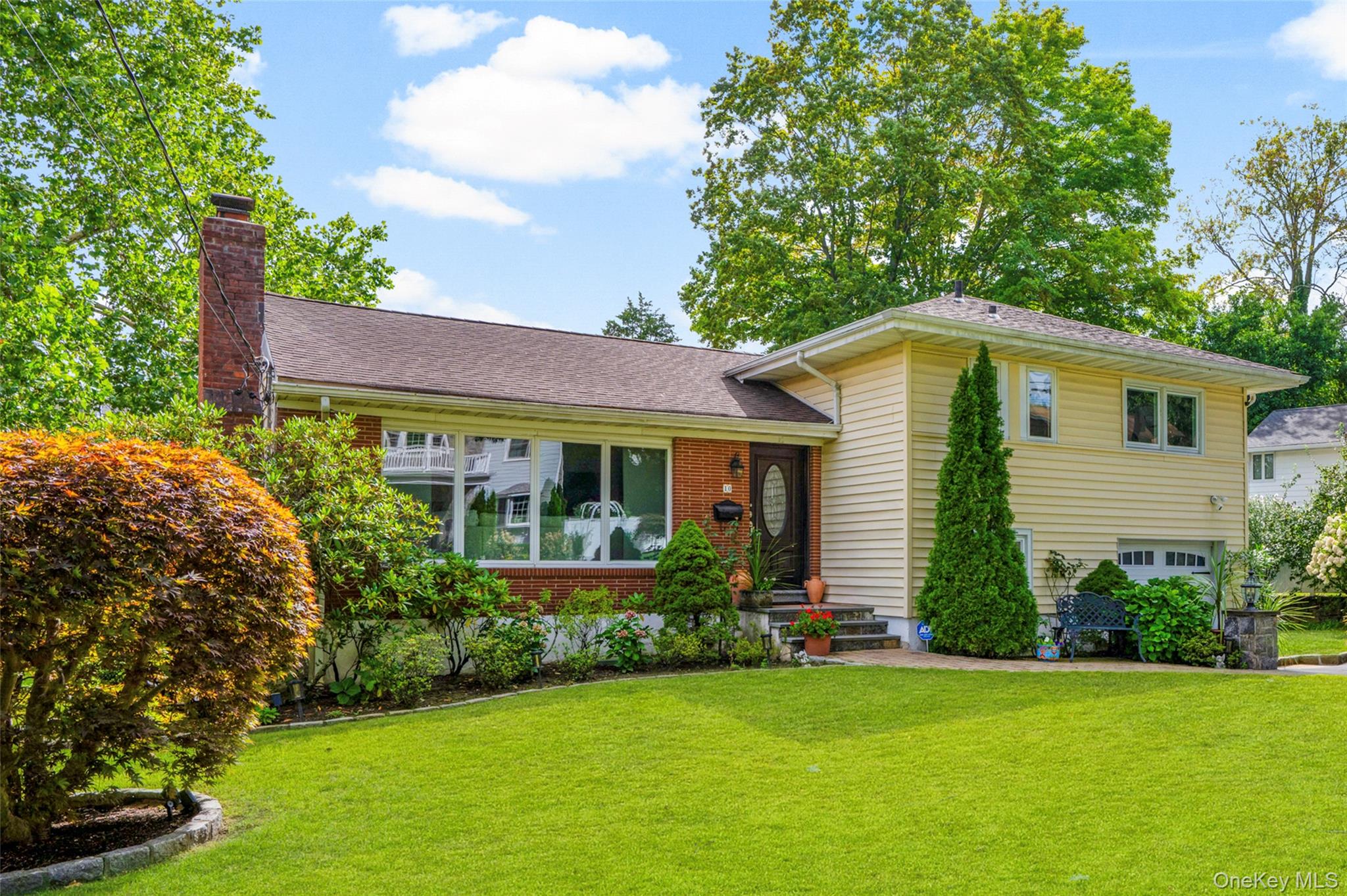Welcome to this beautifully maintained 3 bed, 2 bath split level home...