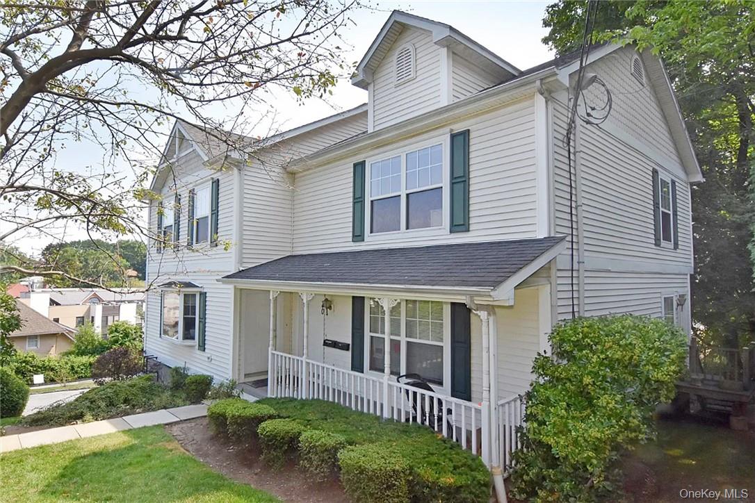 Walk to the quaint village of Tuckahoe, train and school from this del...