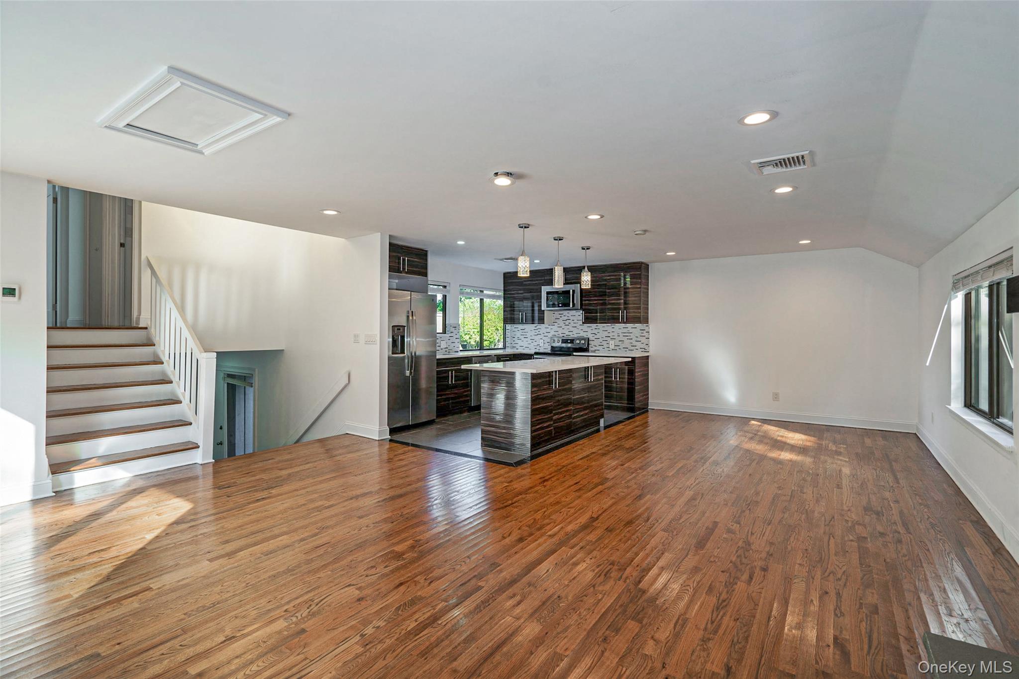 Fabulous Heritage Hills Townhouse for Rent, Available Immediately! Wel...