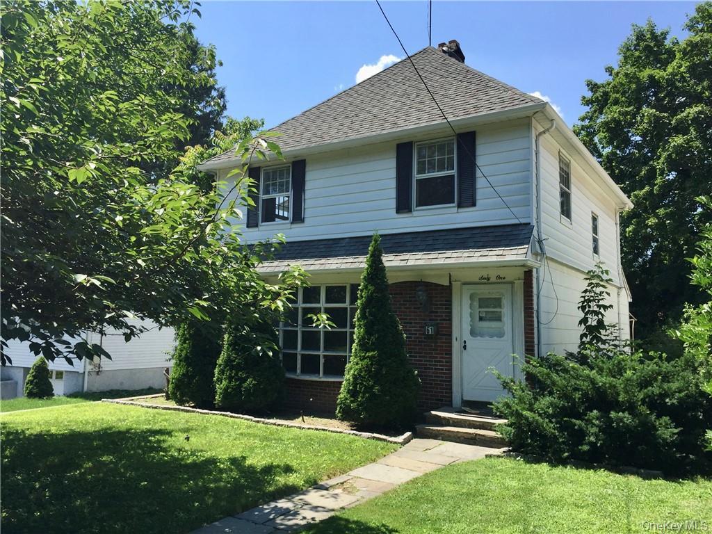 Charming Single-Family Home in Pristine Eastchester Neighborhood Disco...