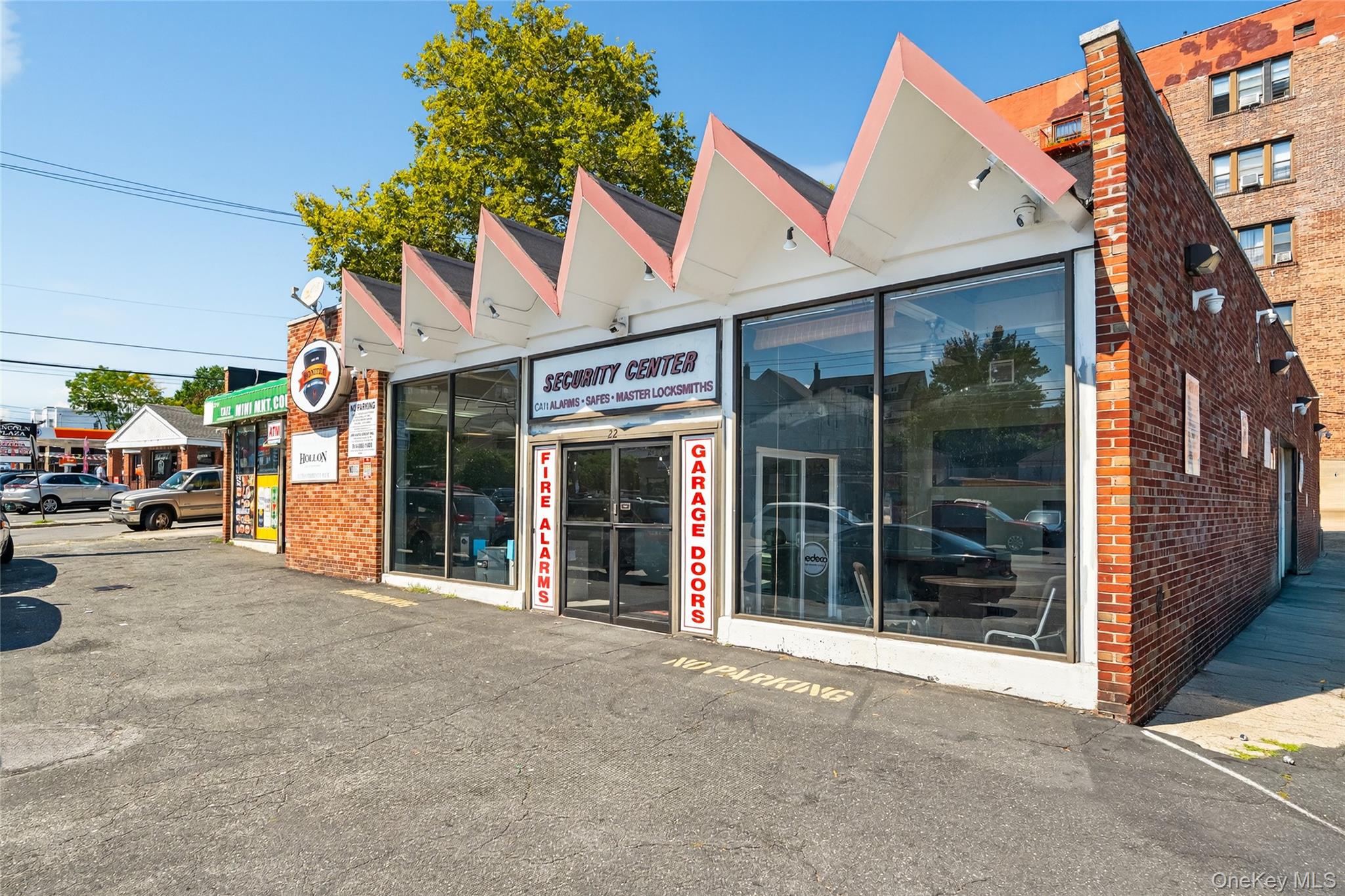 Great Leasing Opportunity! for neighborhood business with lots of foot...