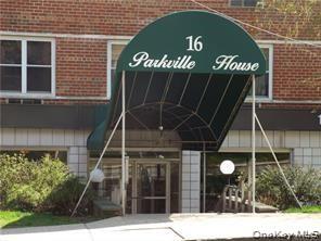 Welcome to well maintained Parkville House building co-op! This spacio...