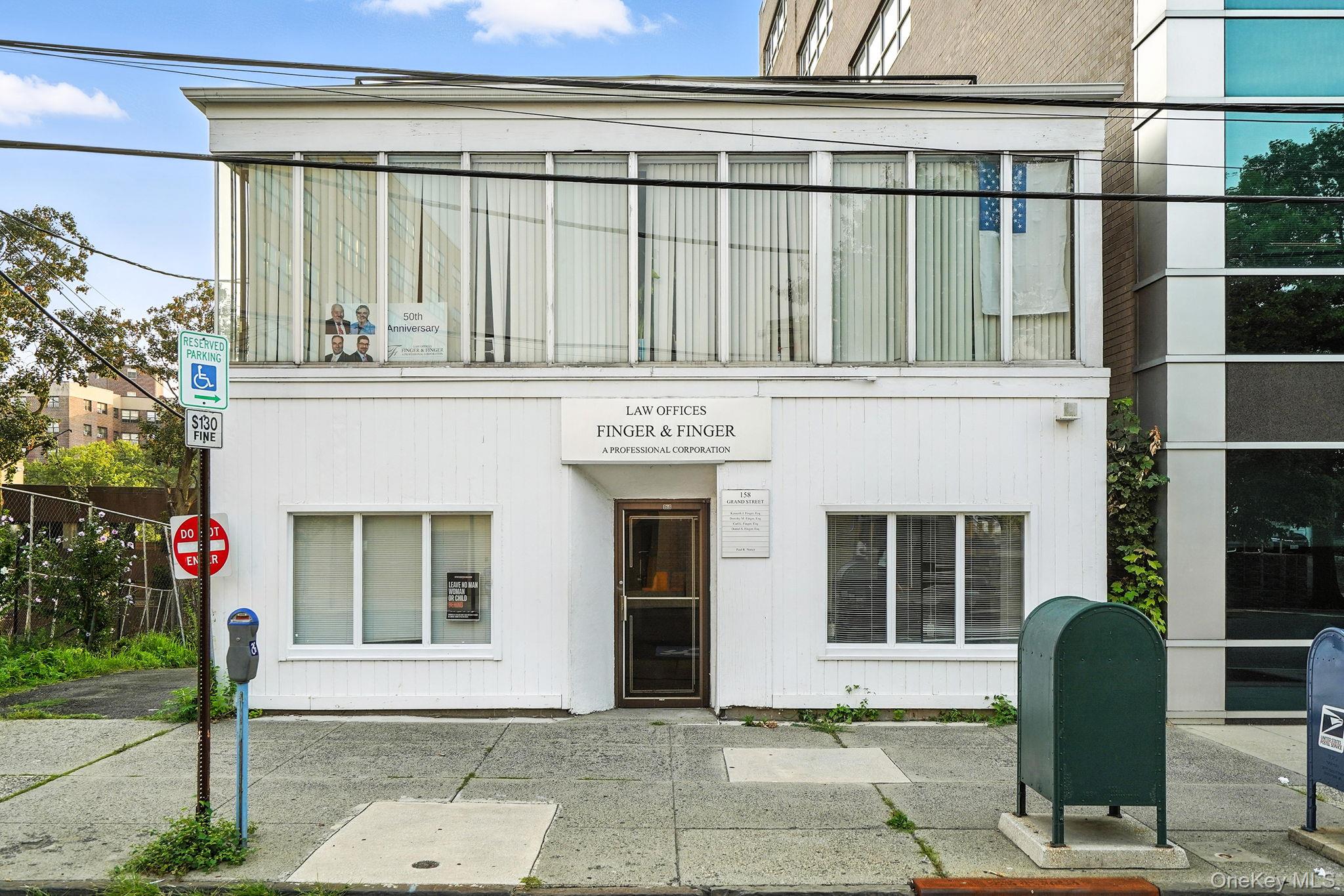 Professional/Law Office Building in prime location in Downtown White P...