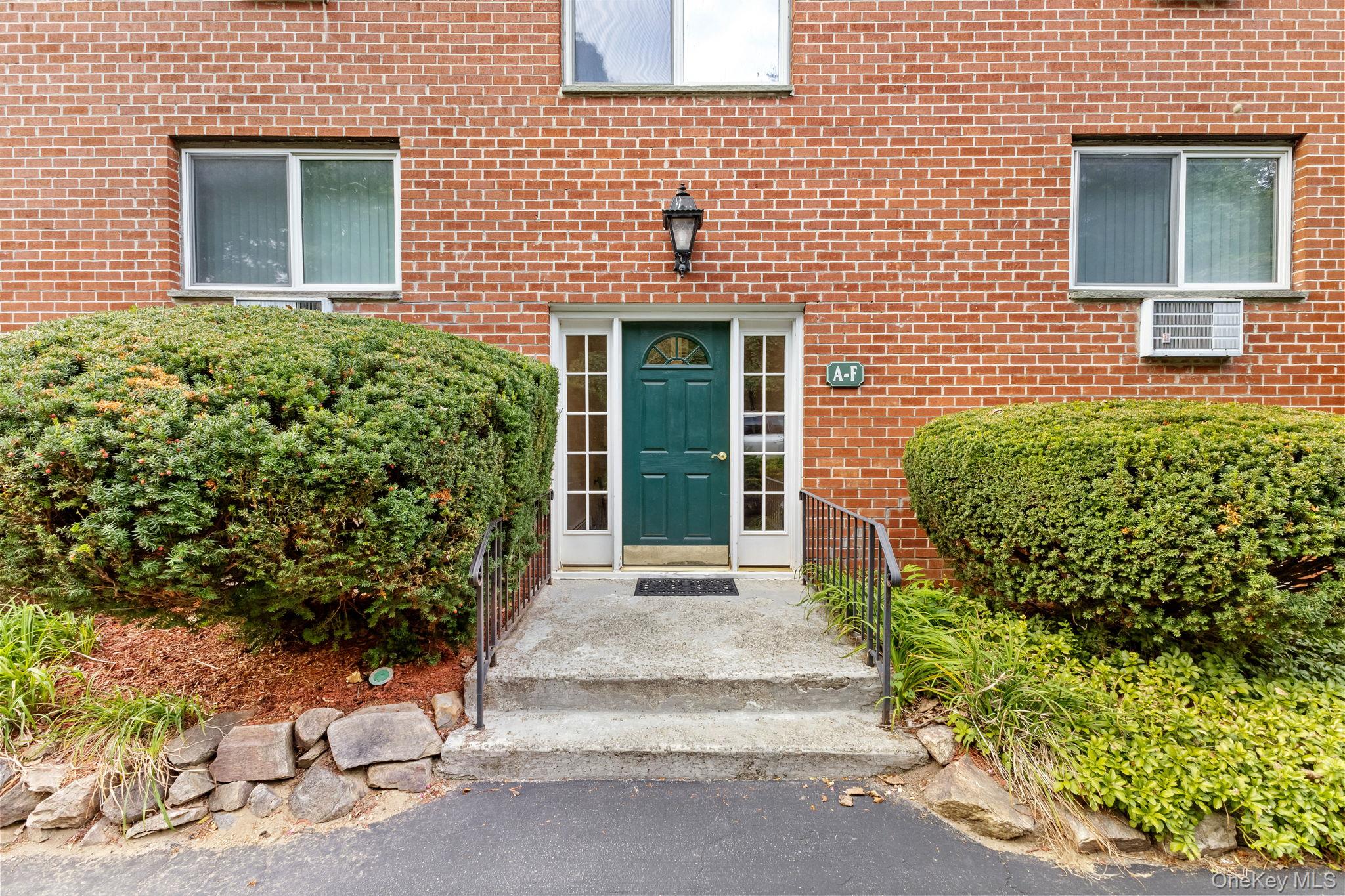 This charming move in ready unit enjoys privacy yet is close to shoppi...