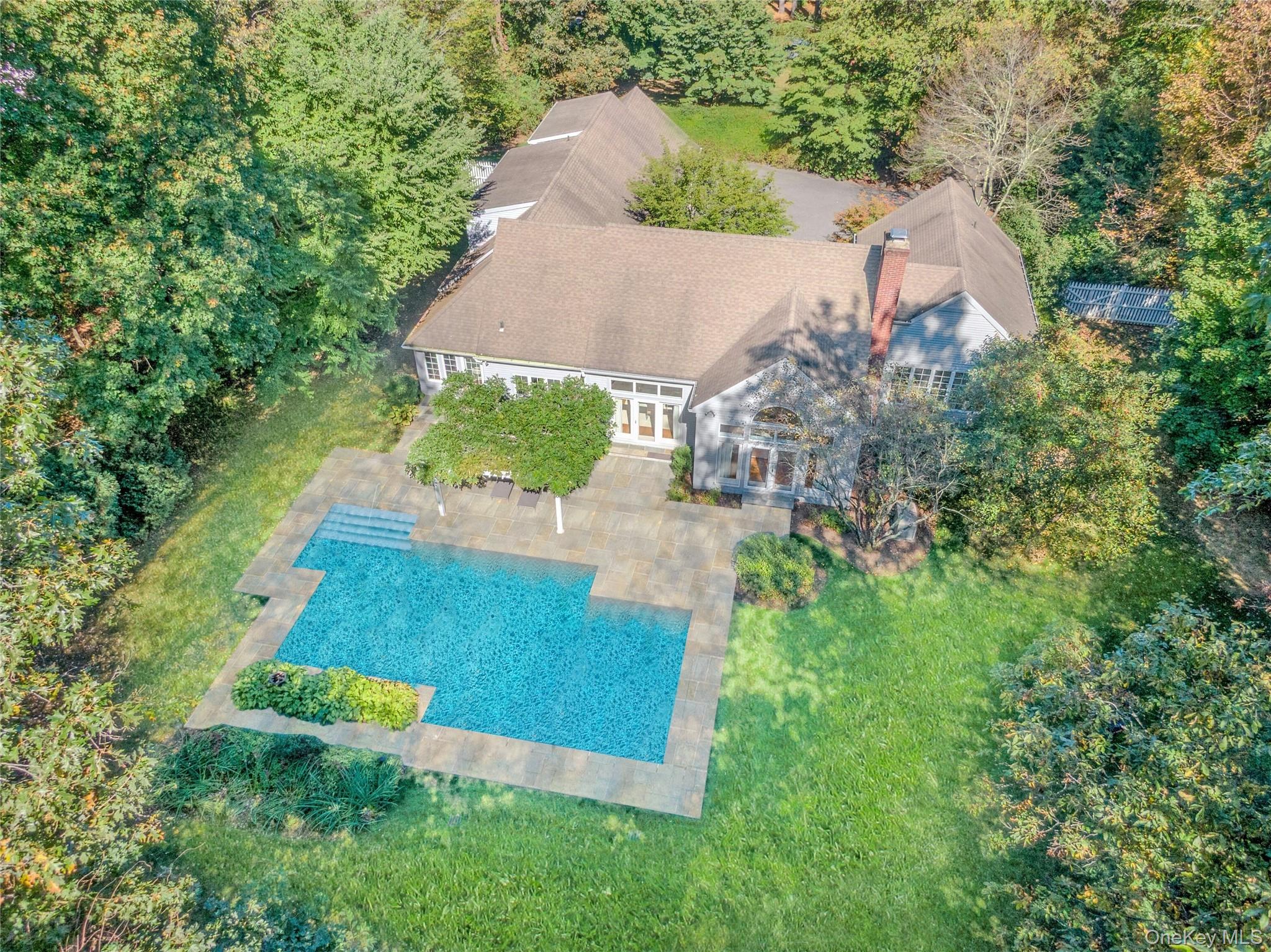 Move-in ready, light and bright 3 bedroom/ 3.5 bathroom home that can...