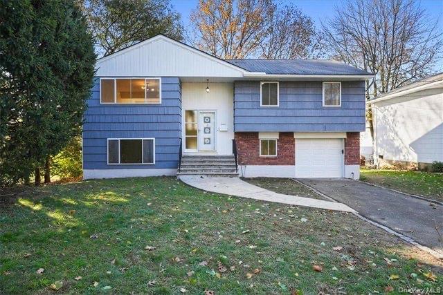*Stunning 6 Bedroom Family Home in Private Setting*

12 Bacon Place

*...