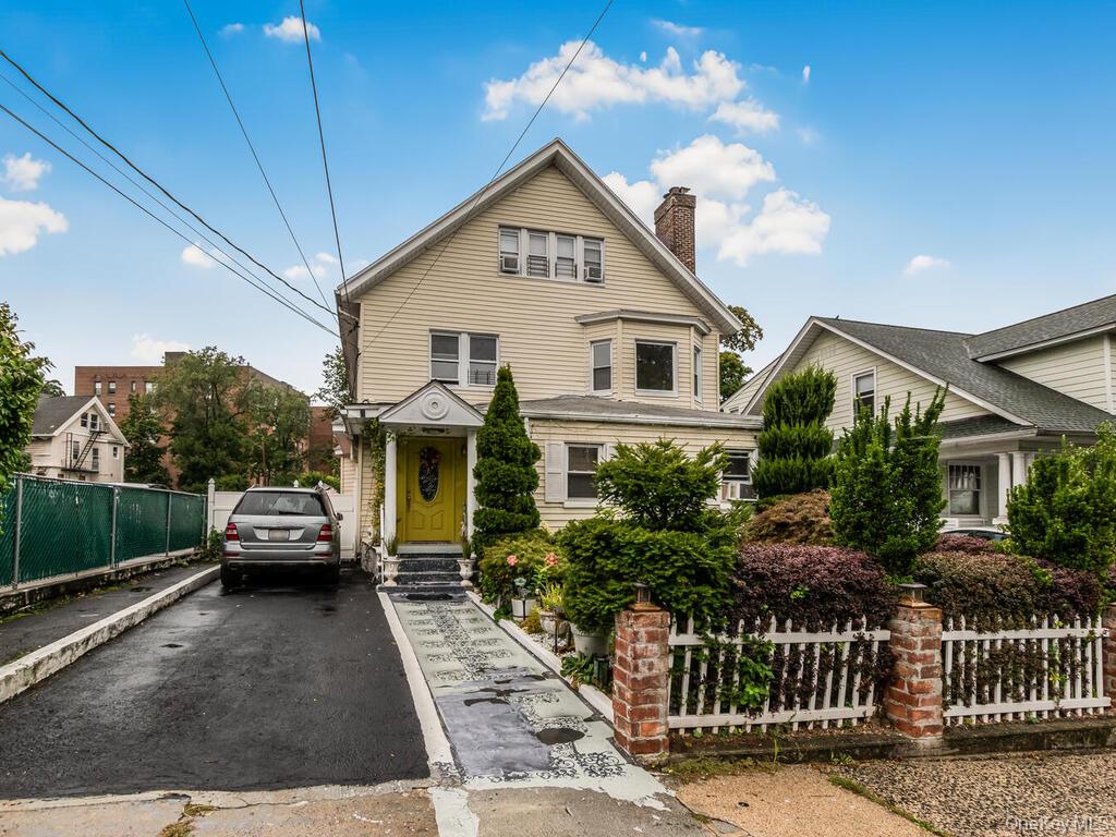 Step into your new gorgeous home. A rare and ideal amount of generous...