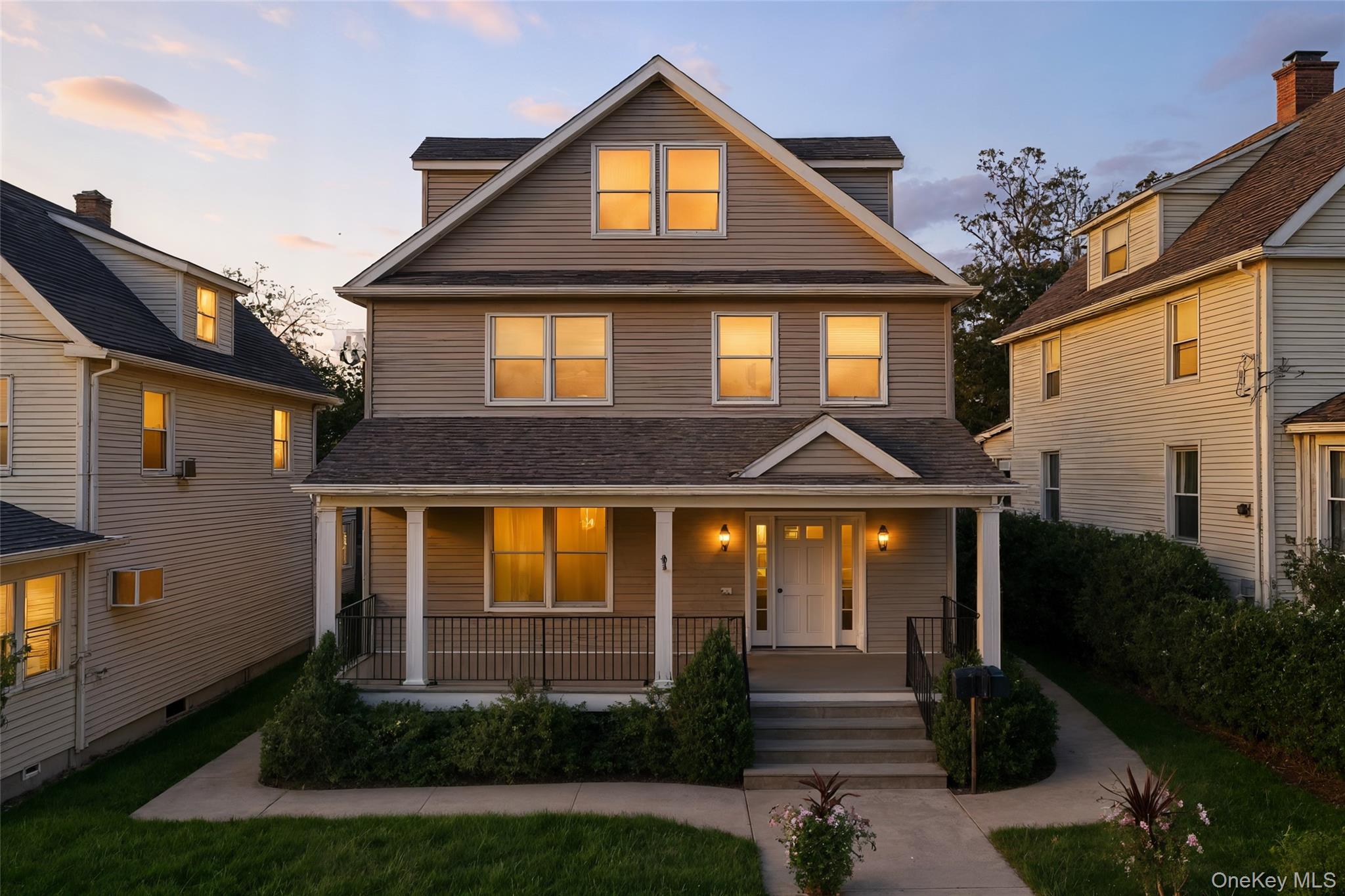 For rent in Dobbs Ferry: a spacious 3-bedroom, 3.5-bath duplex offerin...