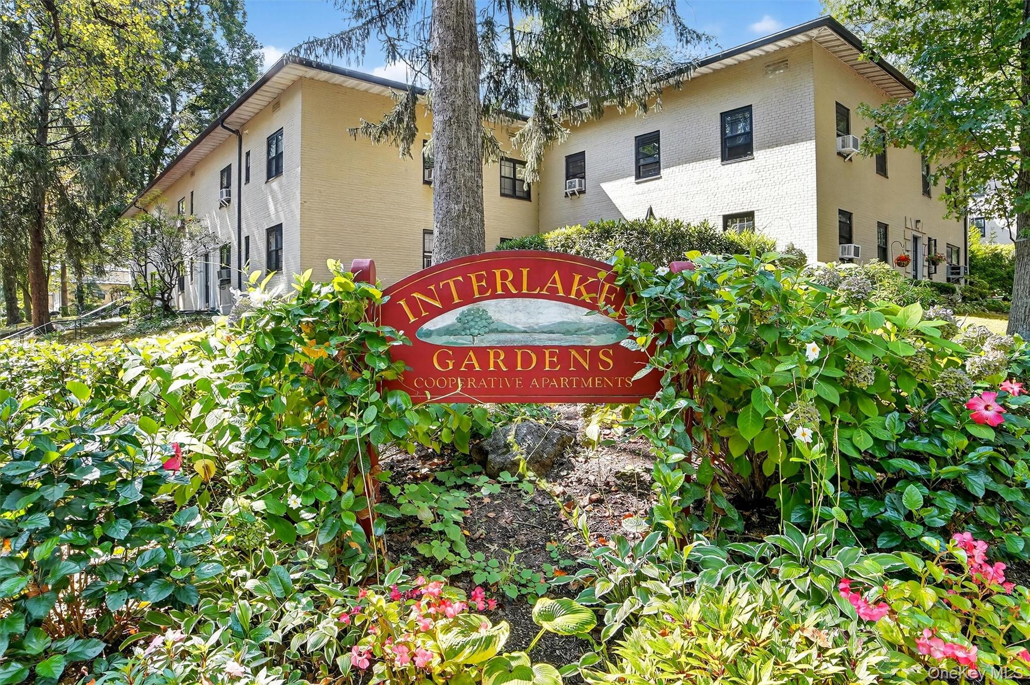 Welcome to Interlaken Gardens.  This bright and inviting 2nd floor , 1...