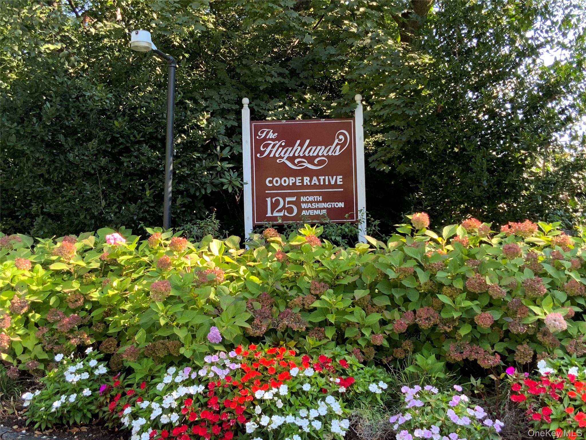 Welcome to The Highlands located in the Heart of Hartsdale.  This char...