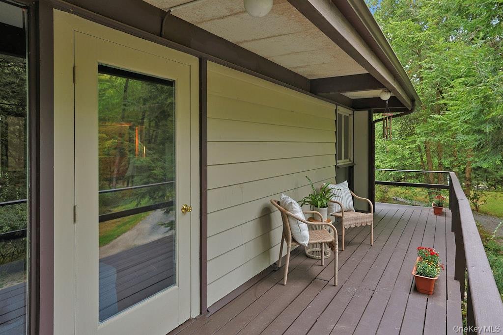 Photo 4 of this property