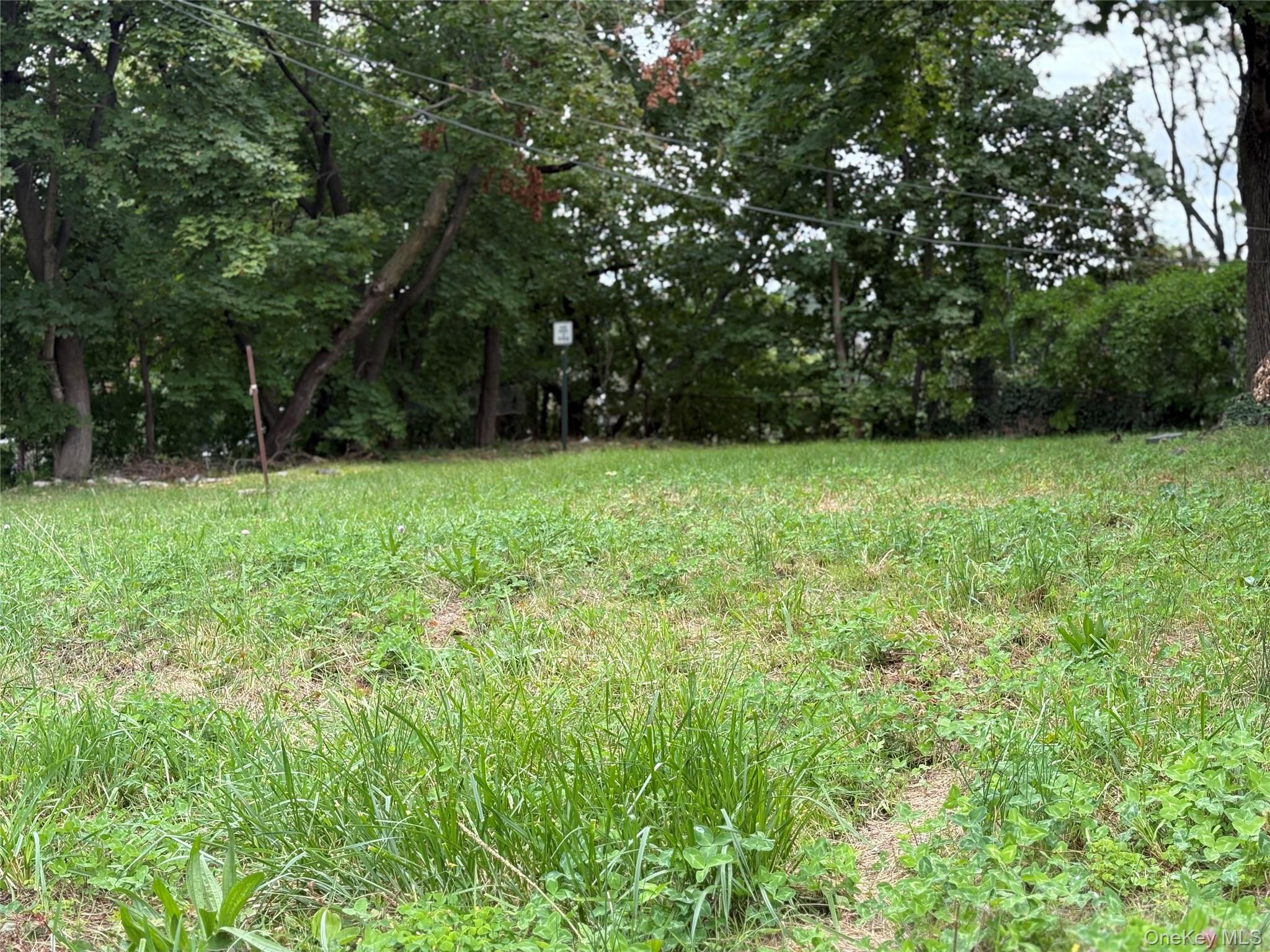 Prime Development Opportunity Near Iona University!
Discover a rare ch...