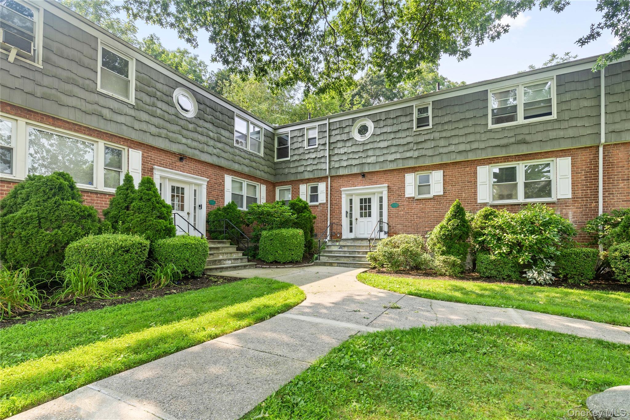 Discover the perfect blend of comfort and convenience in this spacious...