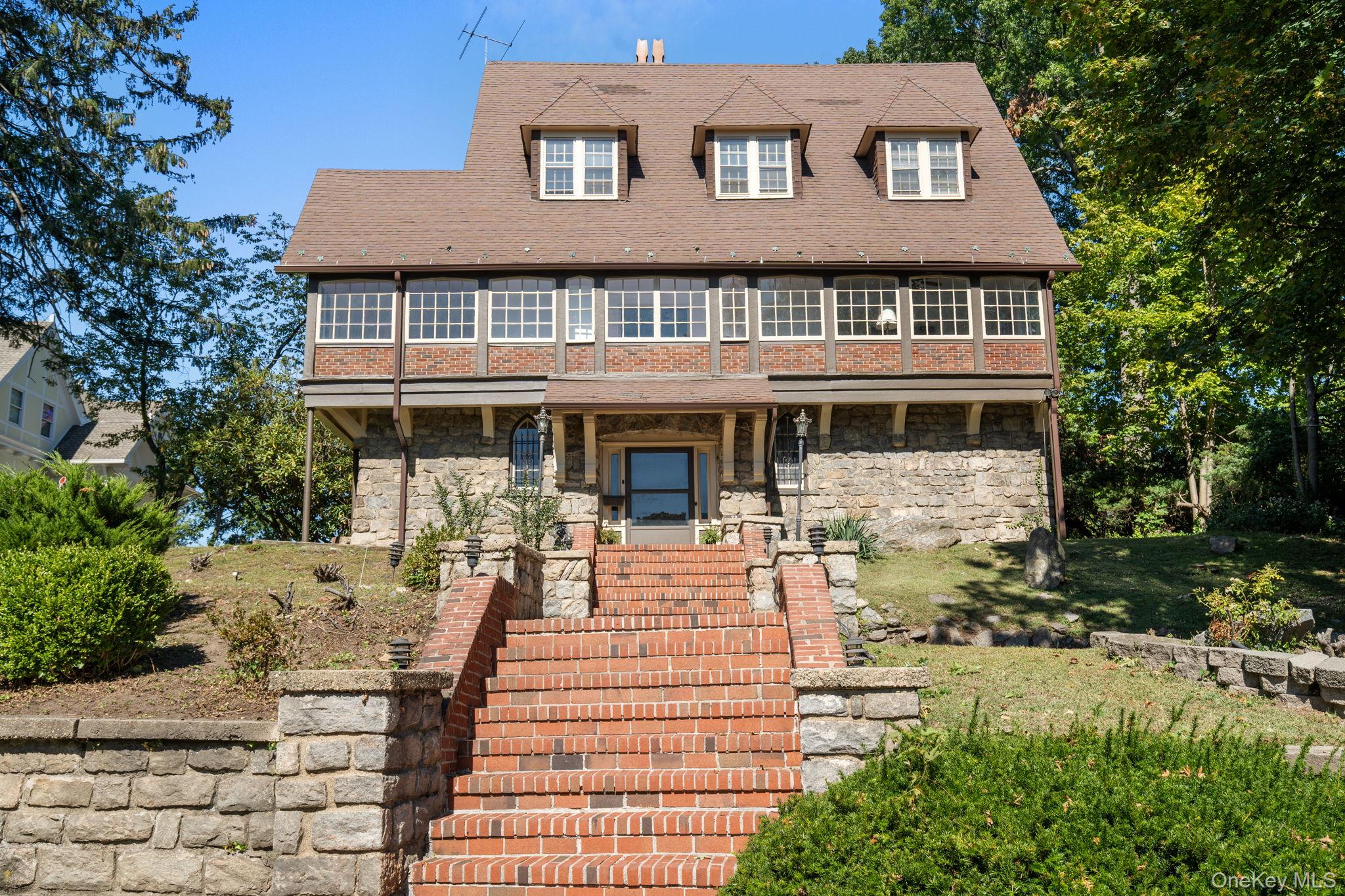 Built in 1906 and affectionately known as "The Hamilton House", this s...