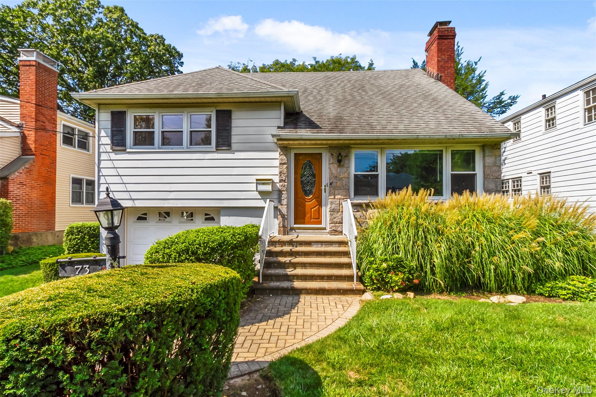 Spacious and sunny home on beautiful level lot, desirable and convenie...