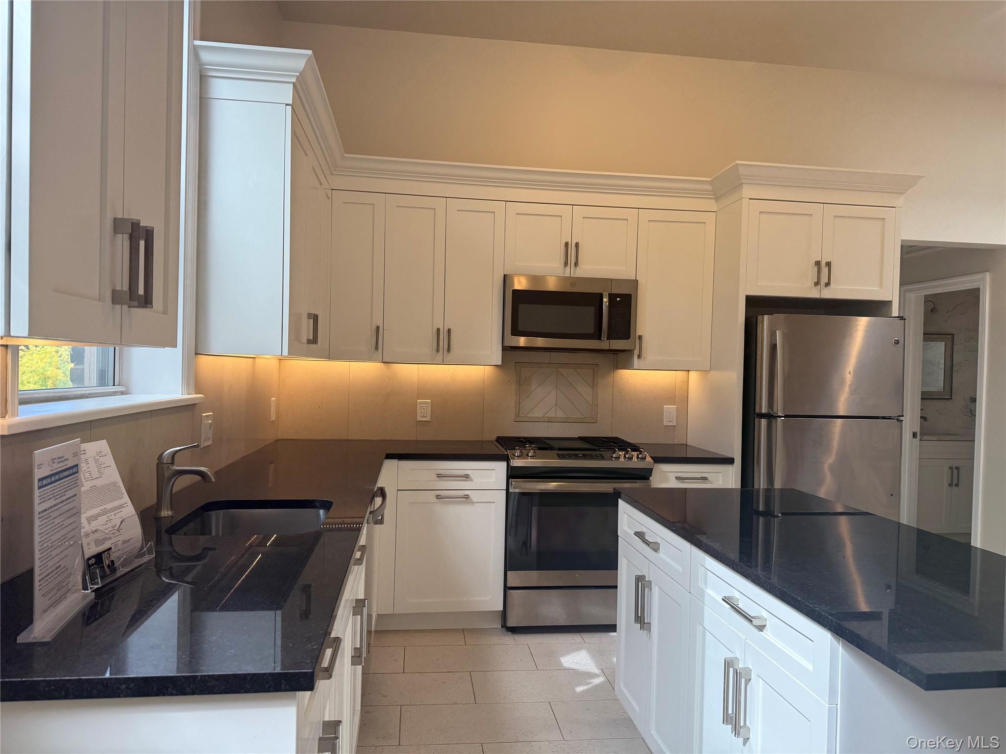 You will fall in love with this FULLY RENOVATED Immaculate 2BR/2BA Apa...