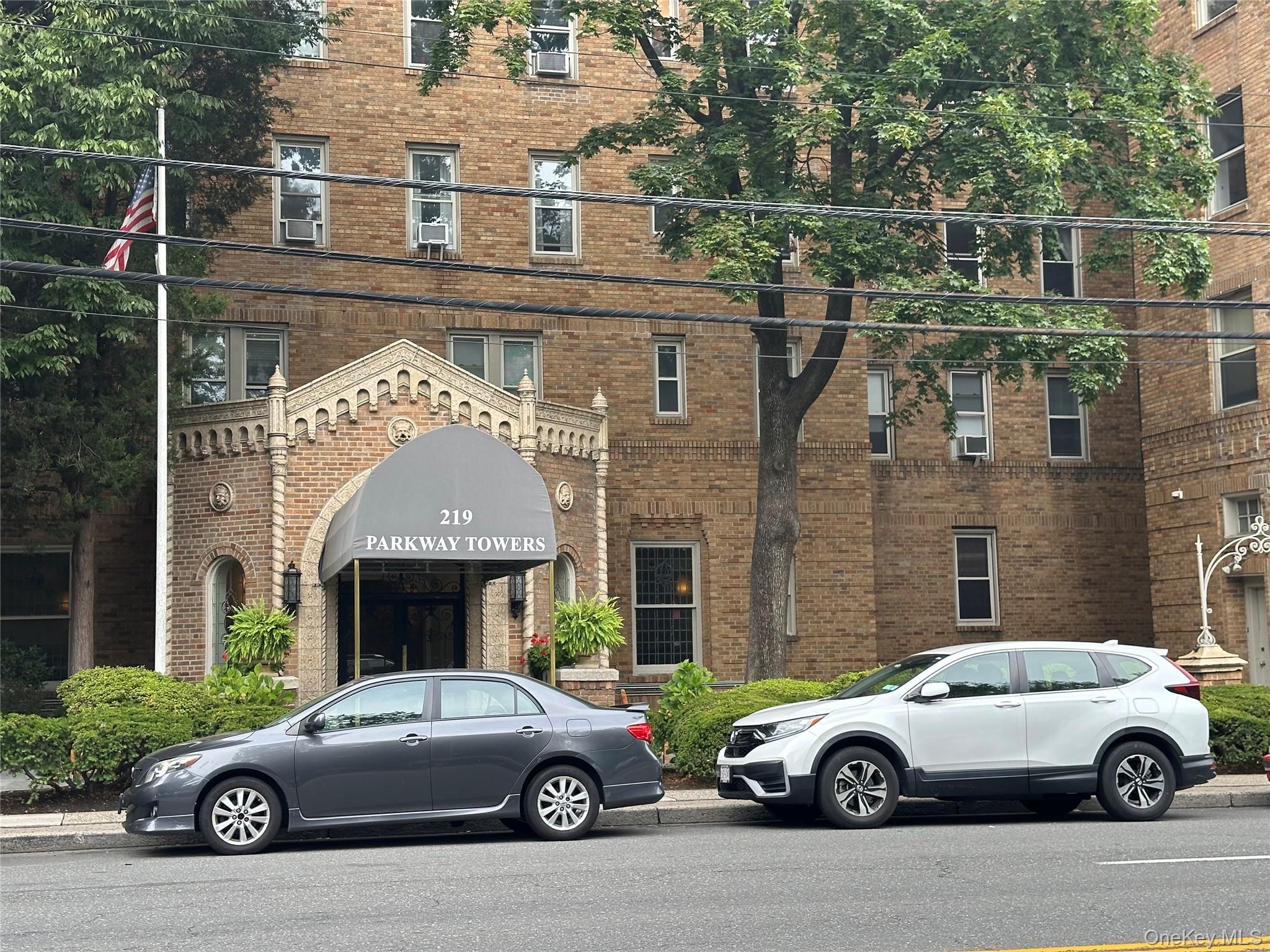 Amazing Opportunity to Ownership.  Well Maintained building offers spa...